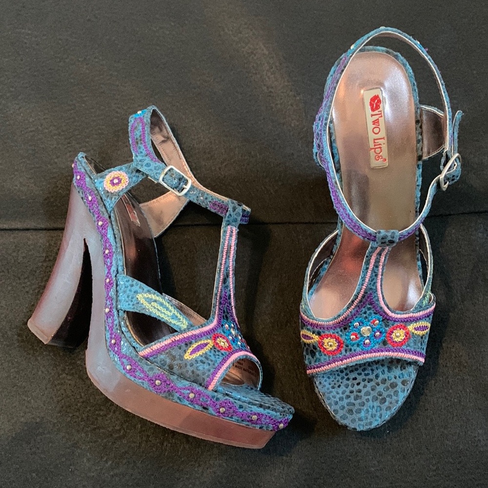 Two Lips Bolero Platform Heals ~